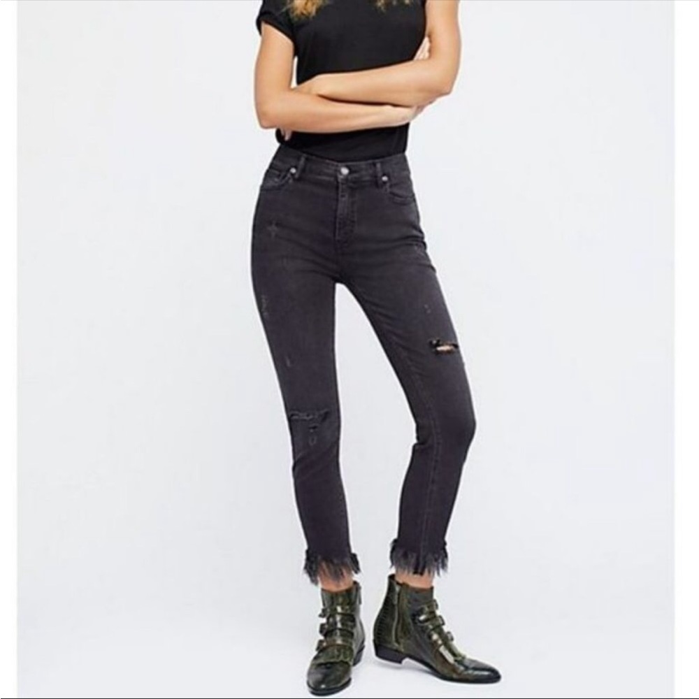 Free People Great Heights Frayed Skinny Denim Jeans size 24